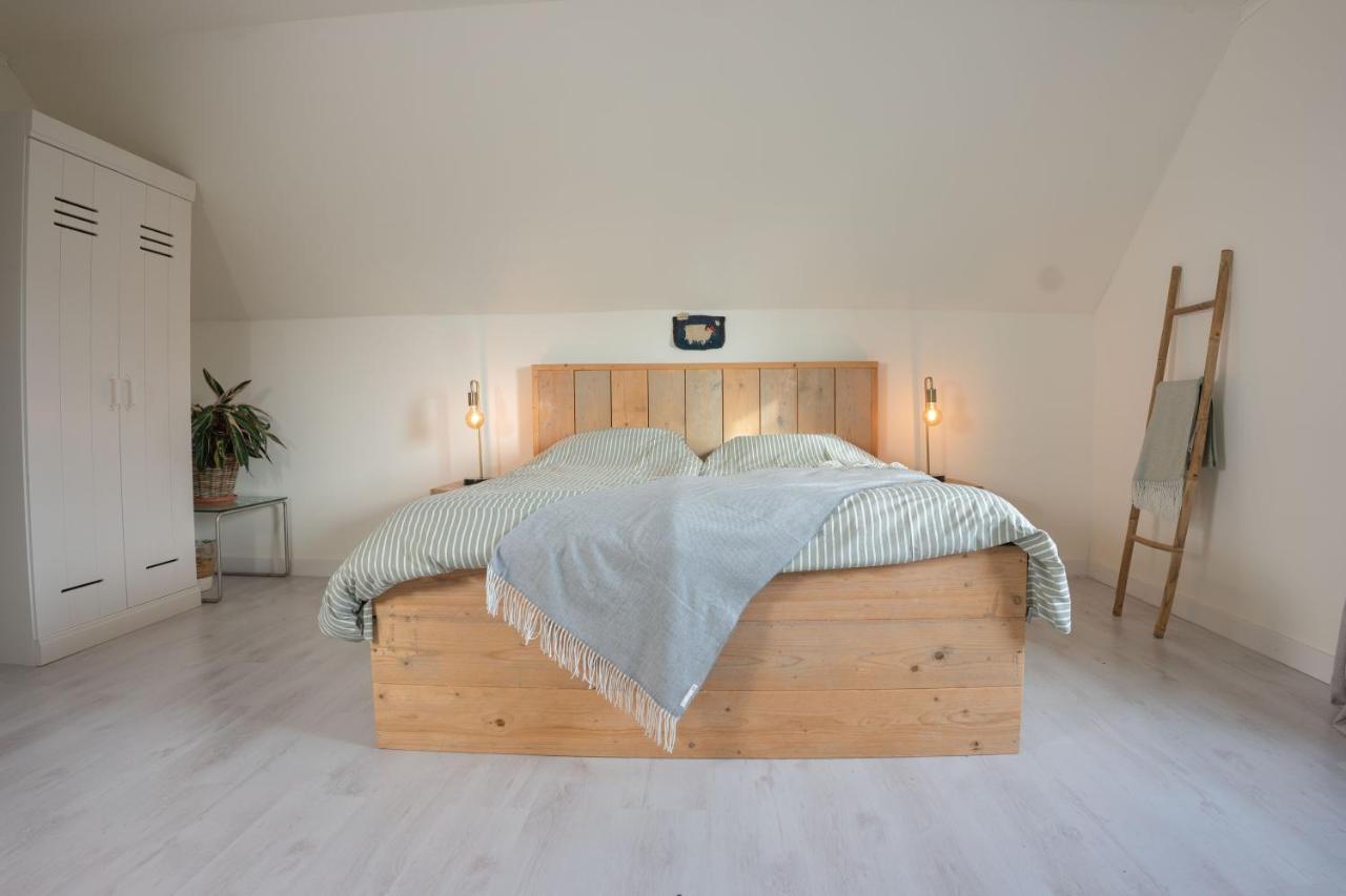 B&B Hieris'T Hoofdplaat Esterno foto